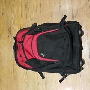 Rolling Bag can also be used as backpack w/detachable backpack NWOTS